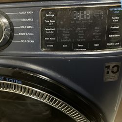 GE 4.8 cu. ft. Smart Front Load Washer - Sapphire Blue (UltraFresh Vent)
