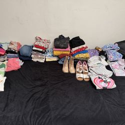 TODDLER 3T CLOTHES LOT SHOES SOZE 7T