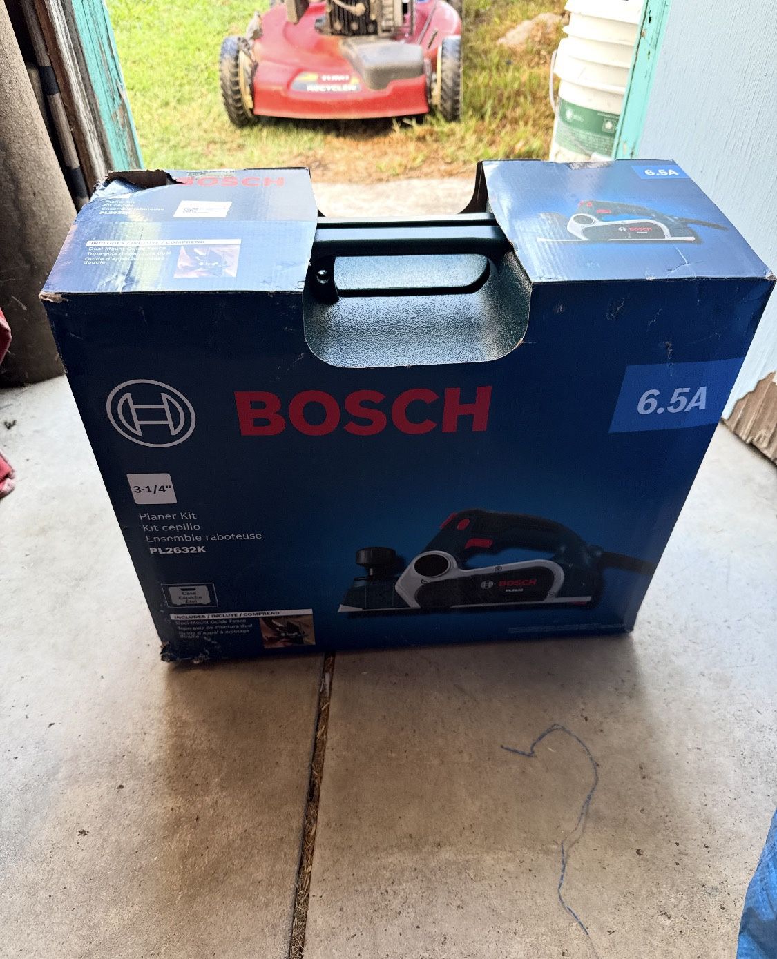 Bosch 6.5 Amp 3-1/4 in. Corded Planer Kit with Reversible Woodrazor Micrograin Carbide Blade