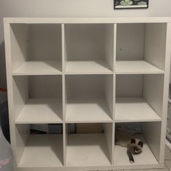White Cubicle