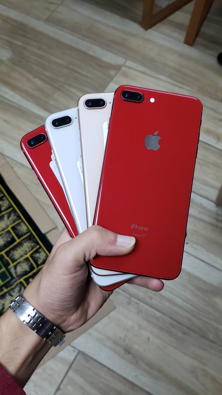 Apple iPhone 8+ 256GB / 64GB