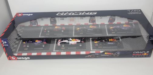 New Red Bull F1 Die Cast Race Car Set 1:43  By Burago