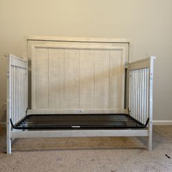 Baby Nursery Crib