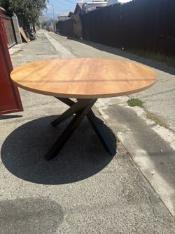 Kitchen table