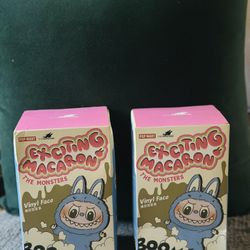 Pop Mart - Exciting Macaron Labubu.