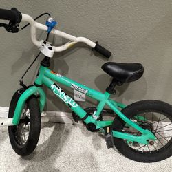 Tony Hawk 360 Bike With Training Wheels for Sale in San Jose, CA
