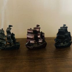 Vintage Cast Iron Pirate Sailing Ships miniature decoration