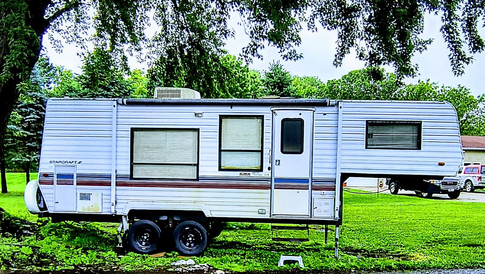 1990 24 Ft 5th Wheel 1/2 Ton Towable 