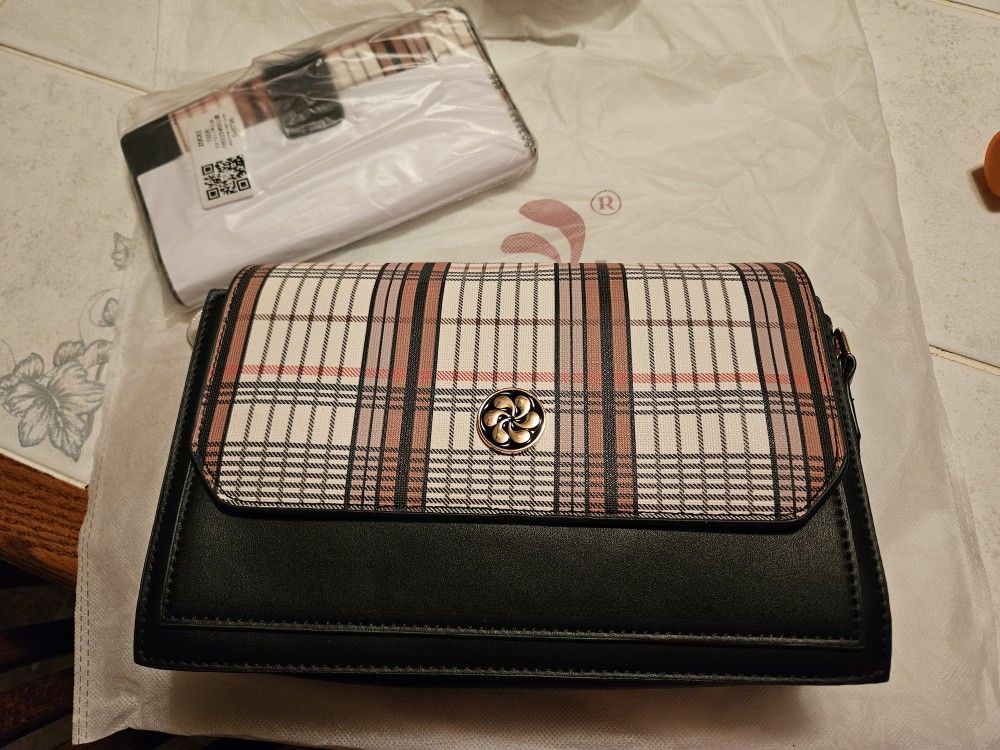 Brand New Zocai Purse With Matching Wallet