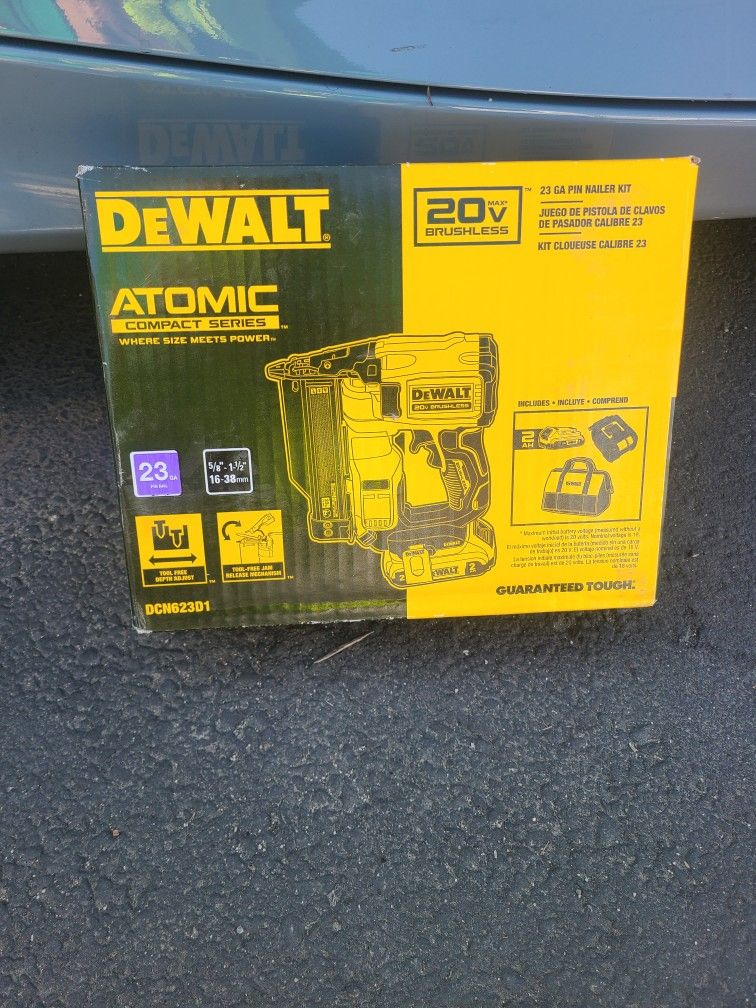 Dewalt Atomic 23ga Pin Nail Gun New Set