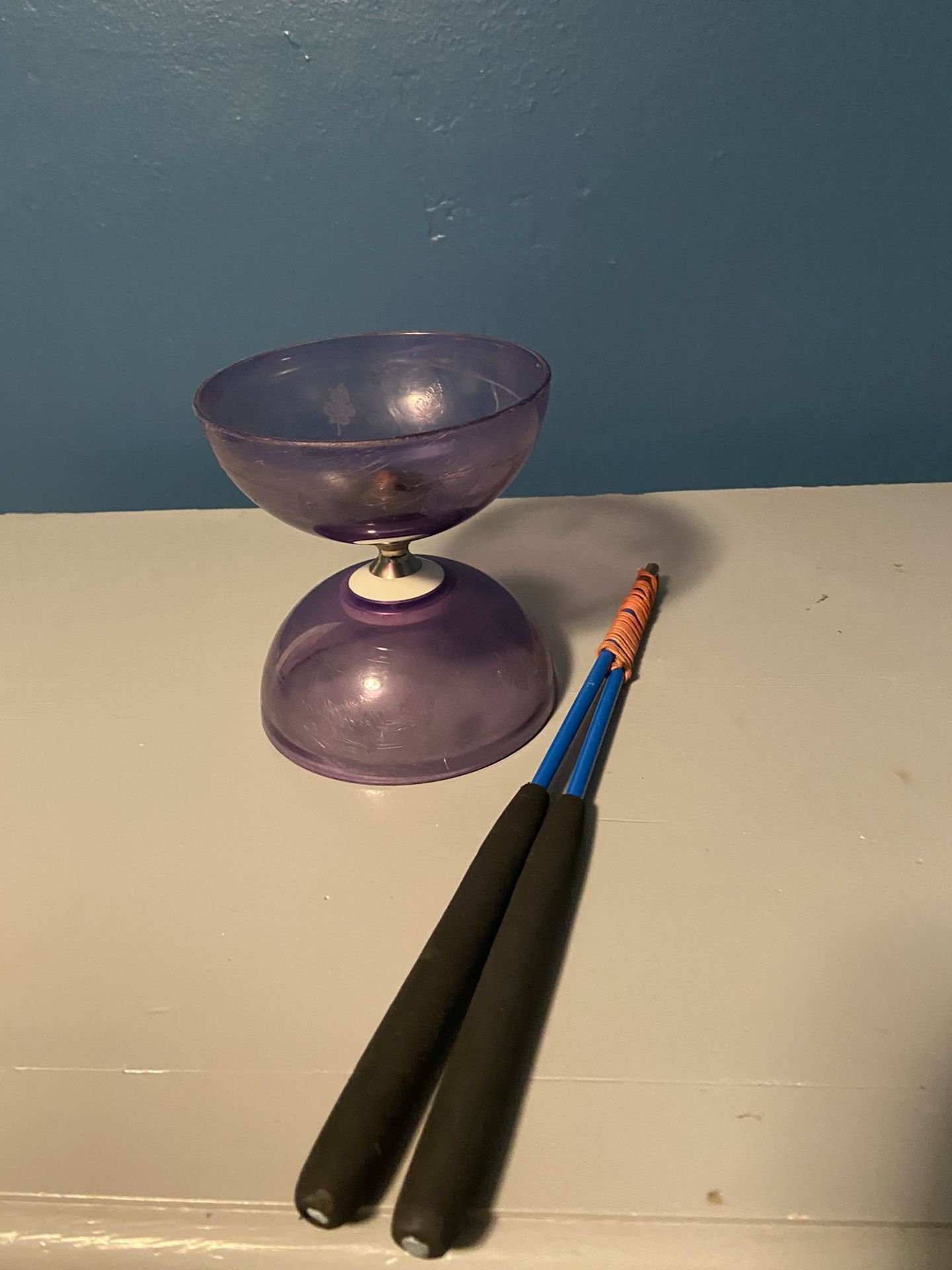 Purple Chinese yo-yo/Diablo