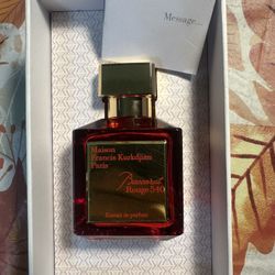 Baccarat Rouge 540 cologne 