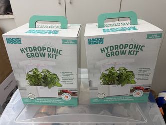 Hydroponic grow kits