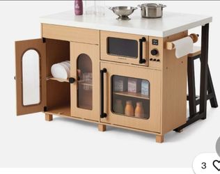 Toddler kitchen island
