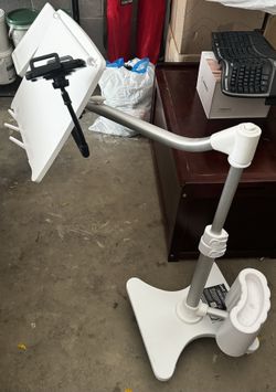 Rolling Laptop stand