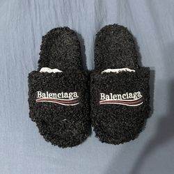 Balenciaga Slides