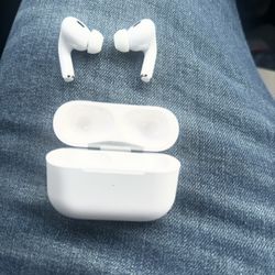 AirPods Pro 2  FLAWLESS CONDITION 
