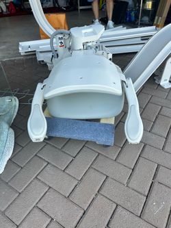 Silla electrónica para escalera cueva