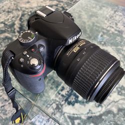 Nikon D3200 Camera With Charger
