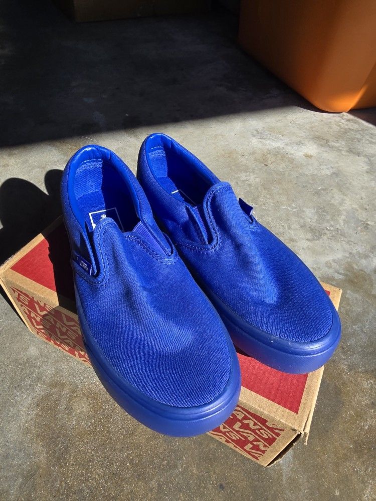 Translucent Blue Slip On Converse