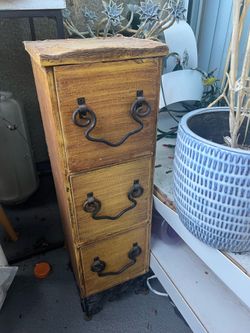 Rustic Yellow 3-Drawer Chest