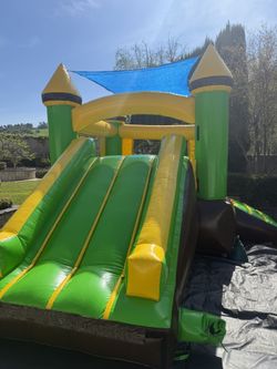 Bounce House / Brincolin