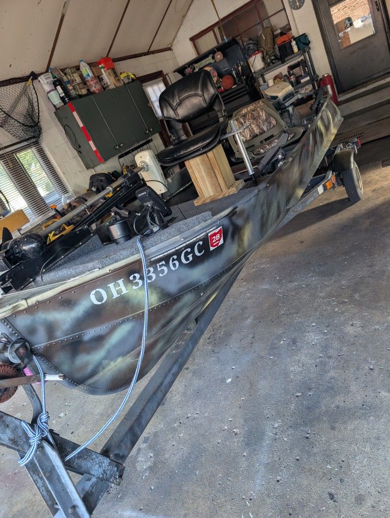 13ft 9 Inch Sea Nymph Fishing Boat