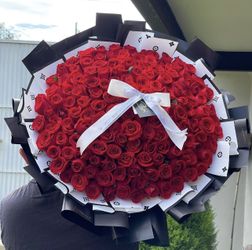 Roses 100 Roses Ramo Buchon