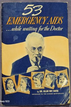 1938 Booklet On Emergency Medicine for Mothers