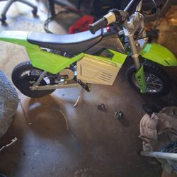 Razor Mx 400