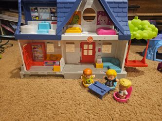 Fisher price little people house