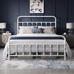 Classic Metal Platform Bed Frame Mattress Foundation with Victorian Style Iron-Art Headboard/Footboard/Under Bed Storage/No Box Spring Needed/Queen Si