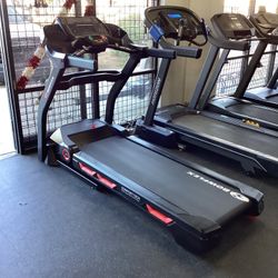 Bowflex BXT116 Heavy Duty Folding Treadmill Includes Warranty 