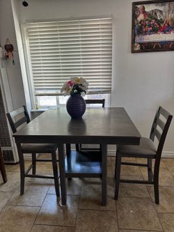 Counter Height Dining Table with 4 Chairs