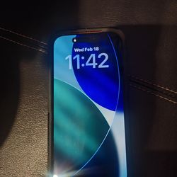 iPhone 17 pro Verizon  barely used