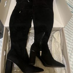 Women’s Black Boots Size 7 Marc Fisher 