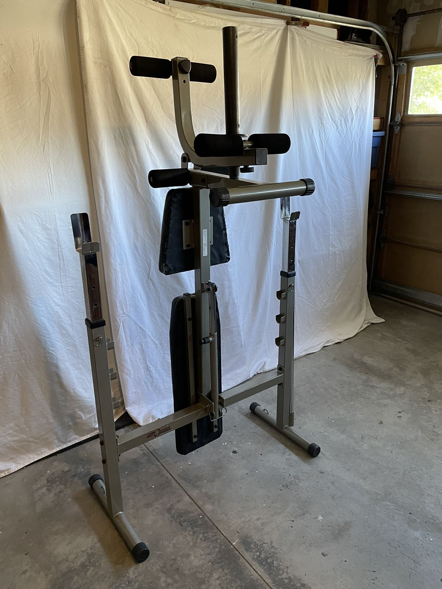 Adjustable Folding Weight Bench