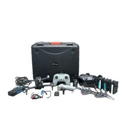 A1 Hawk – DJI FPV Fly More Combo Drone Kit  – 4K Camera – Case Included – Tested (A1D022584) - Very Good Condition