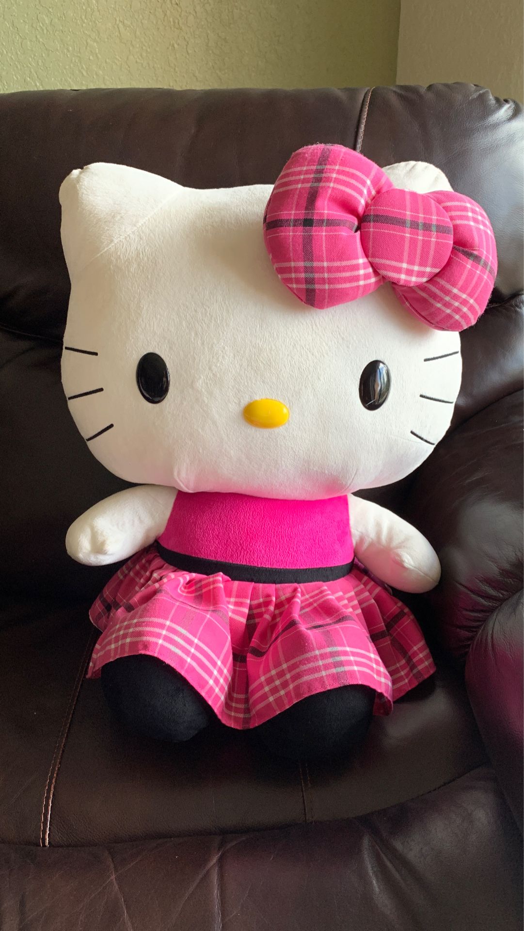 Sanrio Hello Kitty Teddy Bear 23”