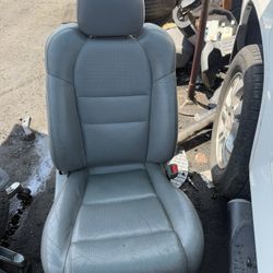 2003 Acura MDX Passenger Seat $150