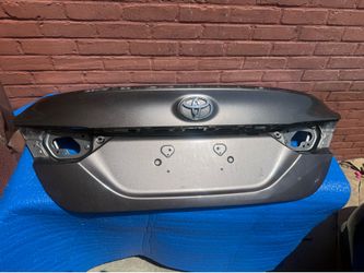 2018 2021 2022 Toyota Camry trunk