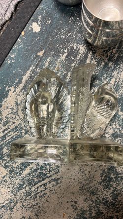 Vintage Indiana Glass Pouter Pigeon bookends