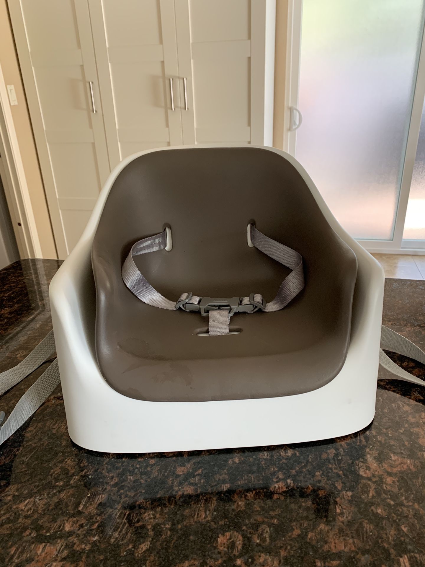 OXO Tot Nest Booster Seat Taupe