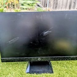 **HP-Pavilion 23"-Full HD IPS LED Backlit Monitor**** Good working condition - Has small scratches/smudge marks but are not visible when turned on **
