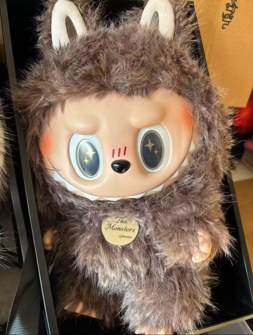 BIG LABUBU