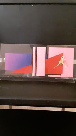Vintage Signed Lucite Geometric Ckock