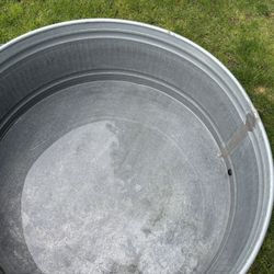 2’x6’ Round Stock Tank Set Up For Pool/hot Tub. 