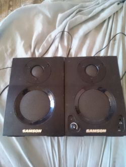 Bluetooth Speakers / Analog Speakers