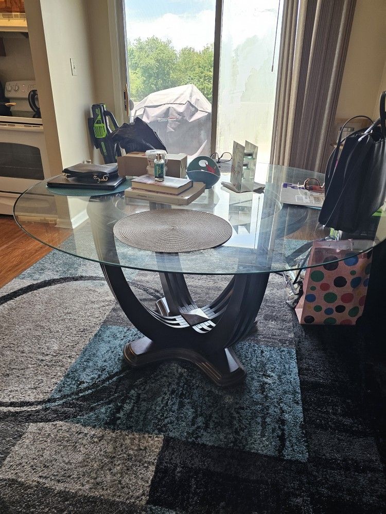 Kitchen Table An Chairs