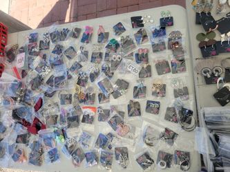 Paparazzi 100s Prs Earring $2 All Types / 35th Ave & Michigan Ave - Sale Till 4pm